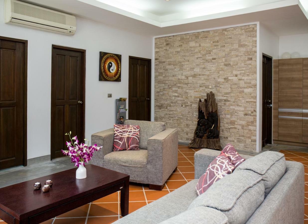 Sabai Private Pool Villa Khao Lak Exteriör bild